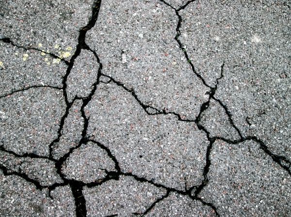 Driveway Crack Filling in Renton