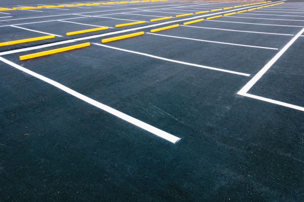 Asphalt Parking Lot Sealing in Renton