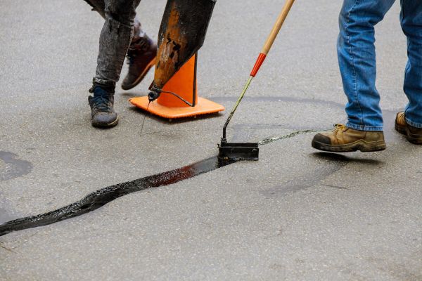 Parking Lot Crack Sealing in Renton