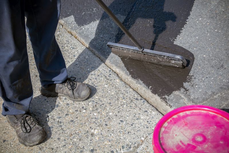 Asphalt Sealings Application